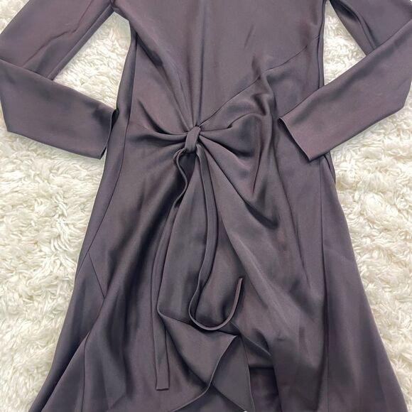 Chloé Black Knotted Satin-Crepe Dress - Picture 6 of 9